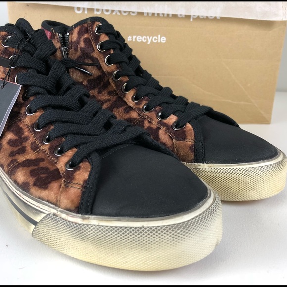 zalora tiger shoes